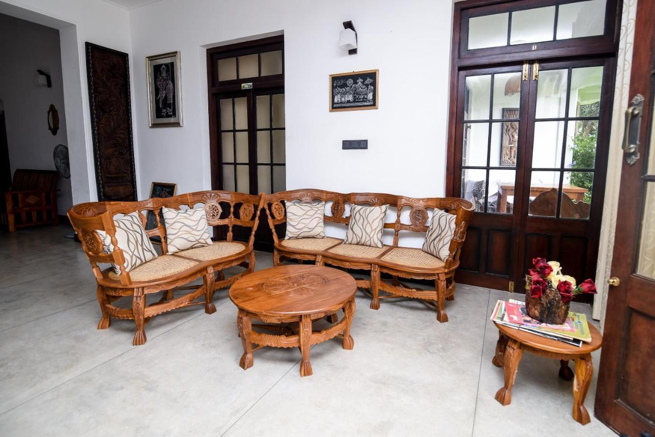 Man Mountain Villa Матале Екстериор снимка